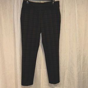 Westbound stretch woman’s trousers.